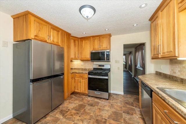 902 Winter St, Superior, WI 54880