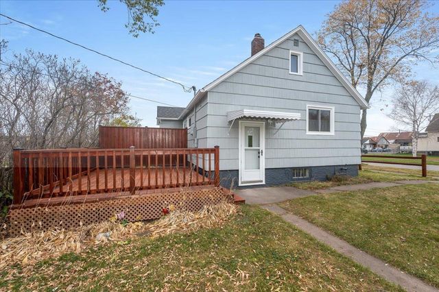 902 Winter St, Superior, WI 54880