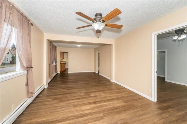 902 Winter St, Superior, WI 54880