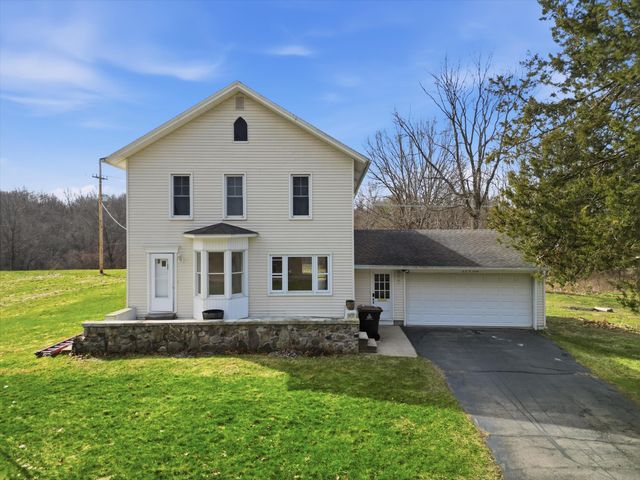 17753 Waterloo Road, Chelsea, MI 48118