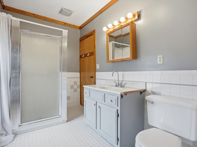 17753 Waterloo Road, Chelsea, MI 48118