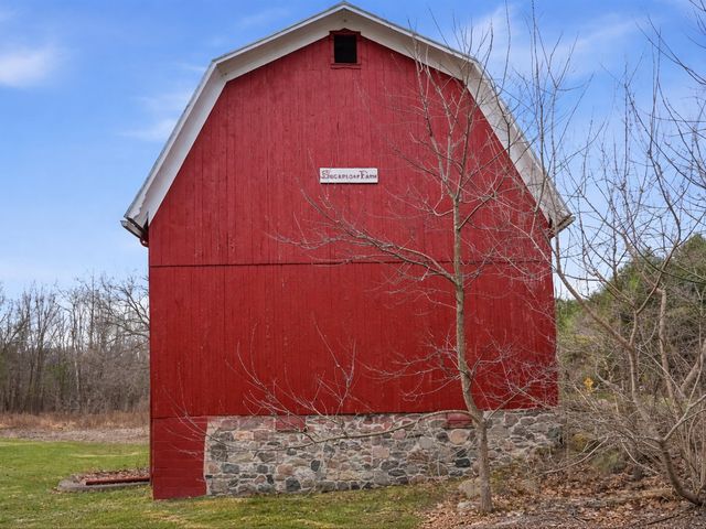 17753 Waterloo Road, Chelsea, MI 48118