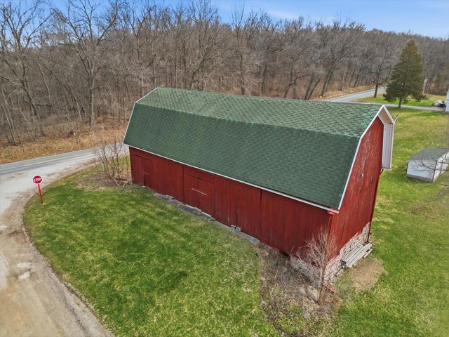 17753 Waterloo Road, Chelsea, MI 48118