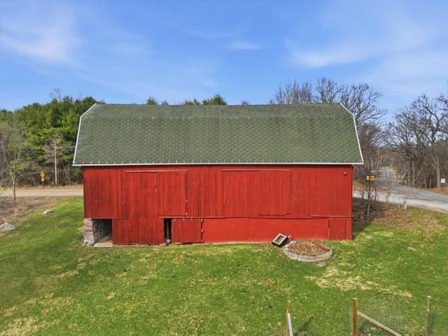 17753 Waterloo Road, Chelsea, MI 48118