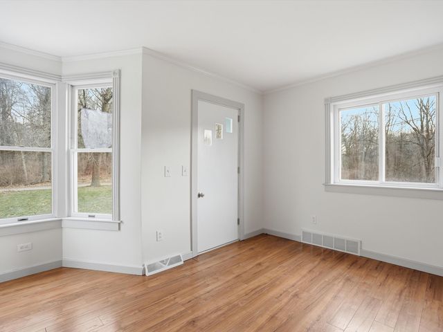 17753 Waterloo Road, Chelsea, MI 48118