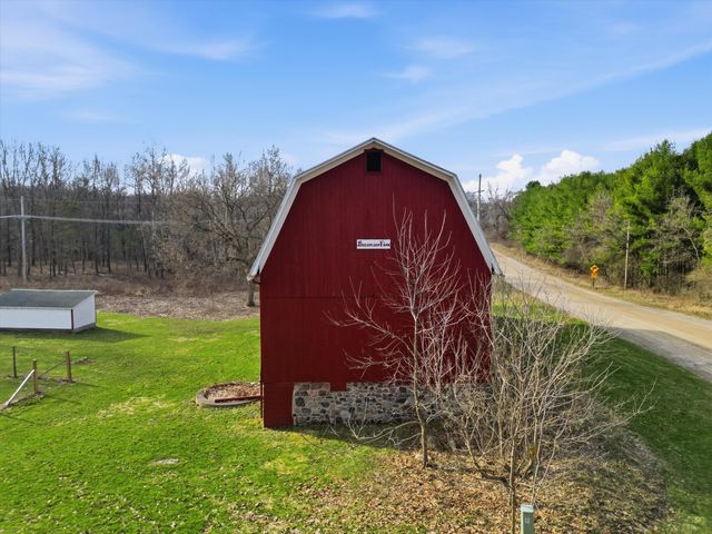 17753 Waterloo Road, Chelsea, MI 48118