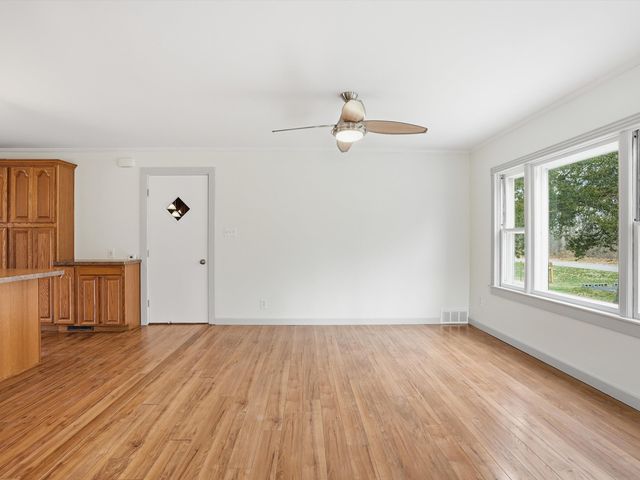 17753 Waterloo Road, Chelsea, MI 48118