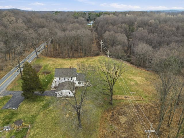 17753 Waterloo Road, Chelsea, MI 48118