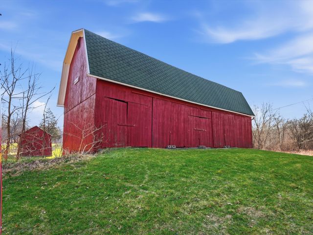 17753 Waterloo Road, Chelsea, MI 48118