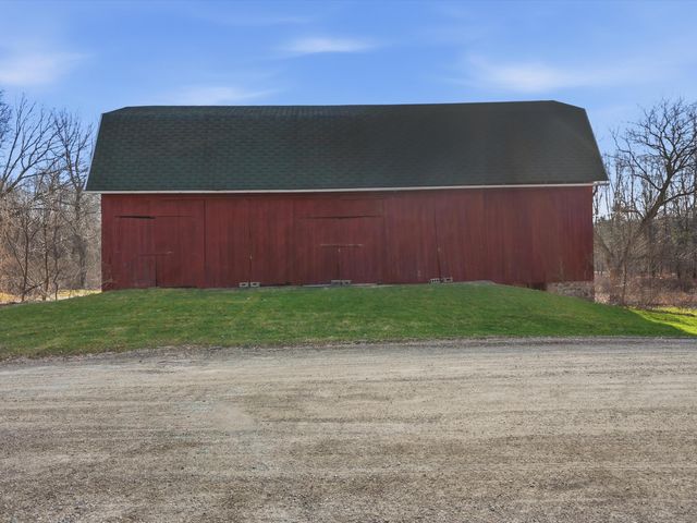 17753 Waterloo Road, Chelsea, MI 48118