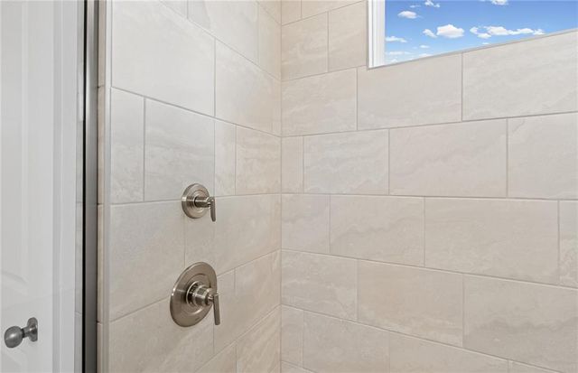 363 Aidens Bluff, Jefferson, GA 30548