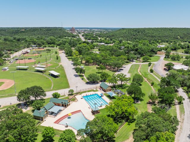 130 Long View Drive, Mineral Wells, TX 76067