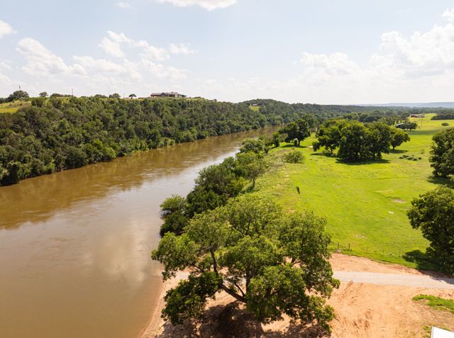 130 Long View Drive, Mineral Wells, TX 76067