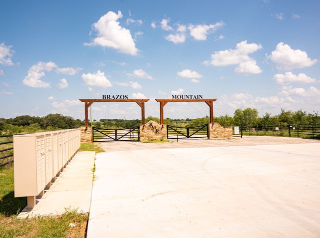 130 Long View Drive, Mineral Wells, TX 76067