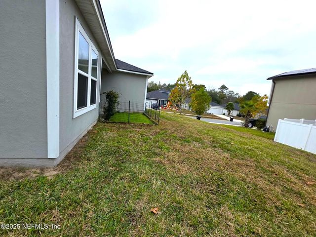 1064 BEAR CLAW Lane, Orange Park, FL 32065