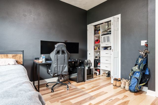 7146 BARNGATE Drive, South Beloit, IL 61080