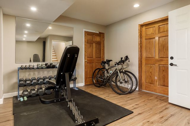 7146 BARNGATE Drive, South Beloit, IL 61080