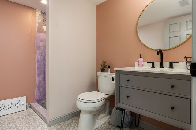 7146 BARNGATE Drive, South Beloit, IL 61080