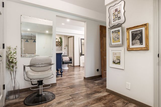 7146 BARNGATE Drive, South Beloit, IL 61080