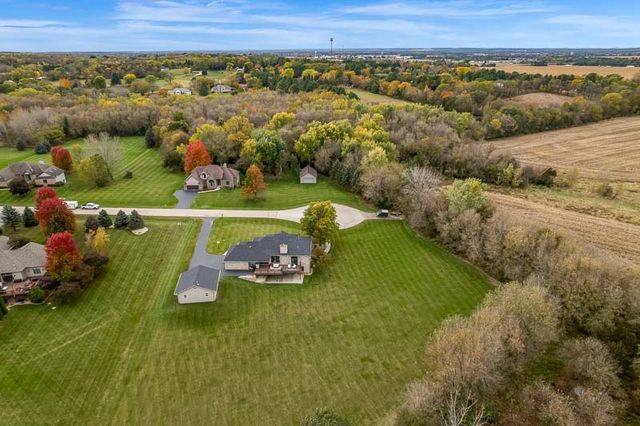 7146 BARNGATE Drive, South Beloit, IL 61080