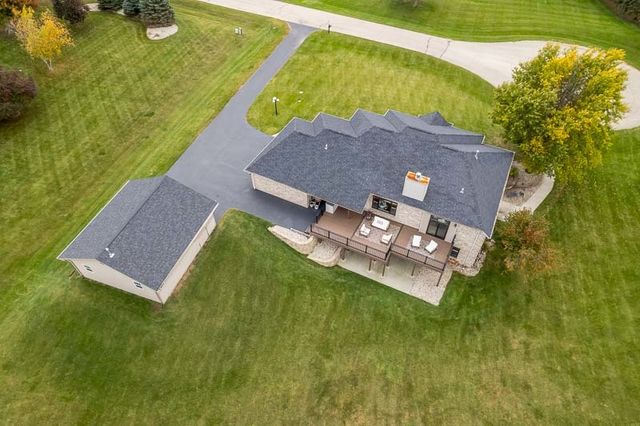 7146 BARNGATE Drive, South Beloit, IL 61080