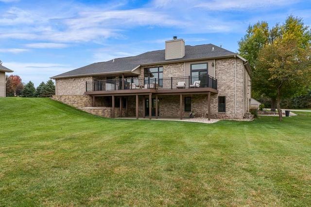 7146 BARNGATE Drive, South Beloit, IL 61080