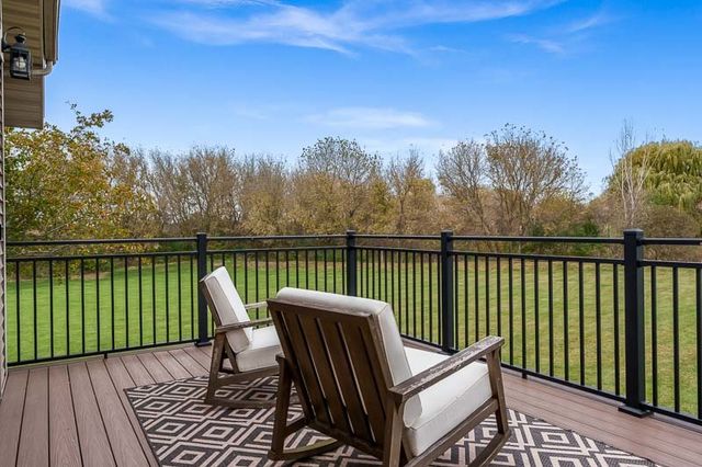 7146 BARNGATE Drive, South Beloit, IL 61080