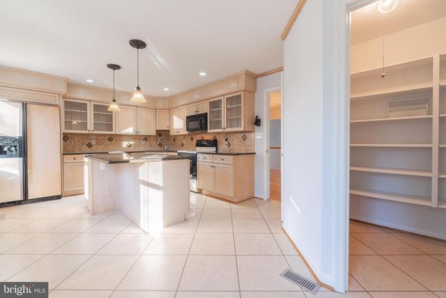 3921 RUST HILL PL, Fairfax, VA 22030