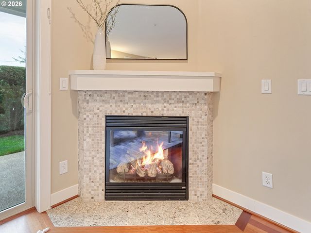 3642 Sw BAIRD St 5, Portland, OR 97219