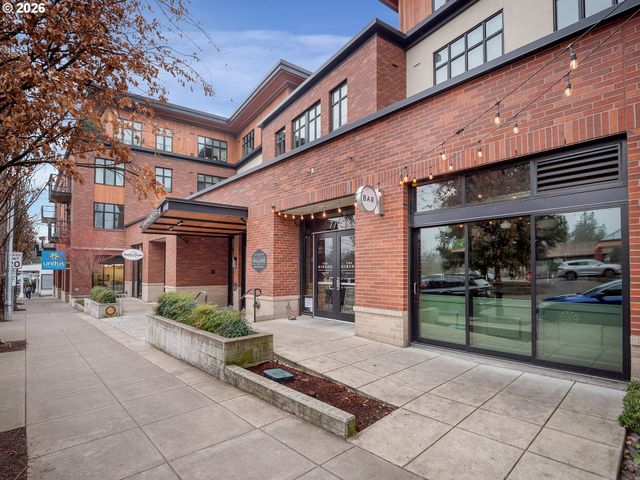 3642 Sw BAIRD St 5, Portland, OR 97219