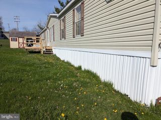 713 1ST STREET EXTENSION, Hamburg, PA 19526