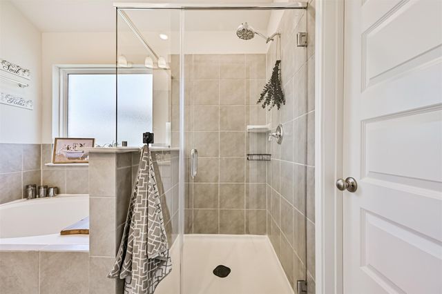 10409 Deussen Lane, Texas City, TX 77591