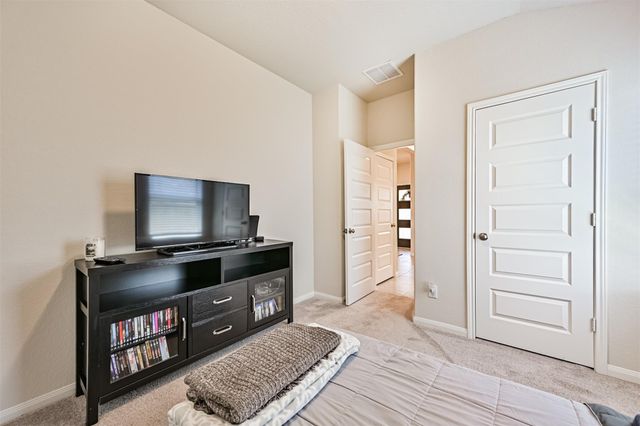 10409 Deussen Lane, Texas City, TX 77591