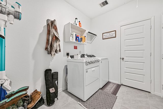 10409 Deussen Lane, Texas City, TX 77591