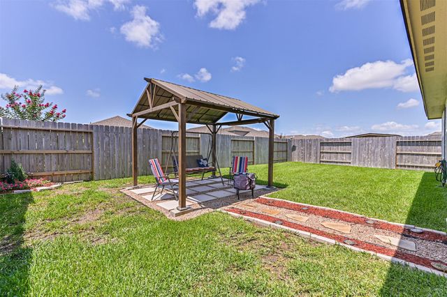 10409 Deussen Lane, Texas City, TX 77591