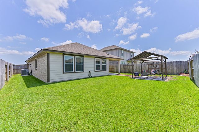 10409 Deussen Lane, Texas City, TX 77591