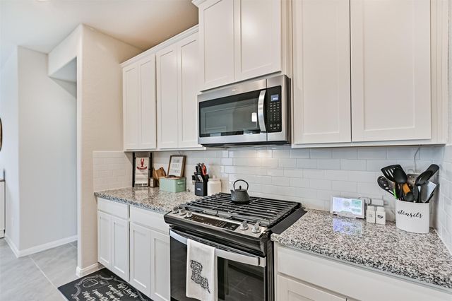 10409 Deussen Lane, Texas City, TX 77591