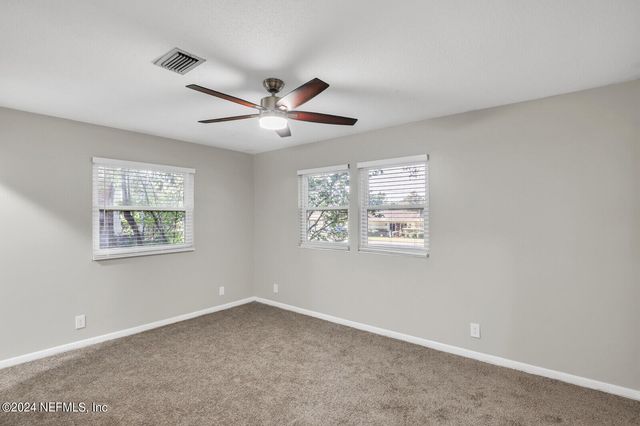 3917 TARA HALL Drive, Jacksonville, FL 32277