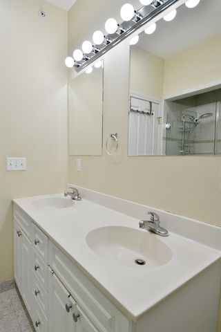 604 AVENUE A, Bayonne, NJ 07002