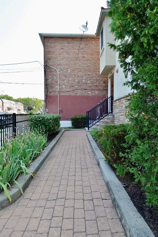 604 AVENUE A, Bayonne, NJ 07002