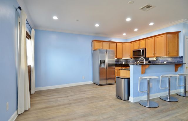 604 AVENUE A, Bayonne, NJ 07002