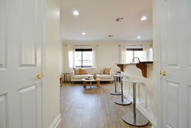 604 AVENUE A, Bayonne, NJ 07002