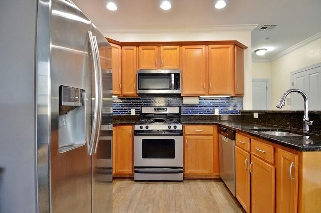 604 AVENUE A, Bayonne, NJ 07002
