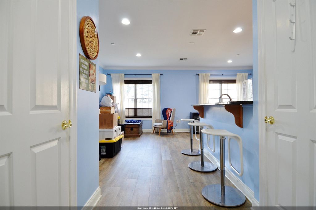 604 AVENUE A, Bayonne, NJ 07002