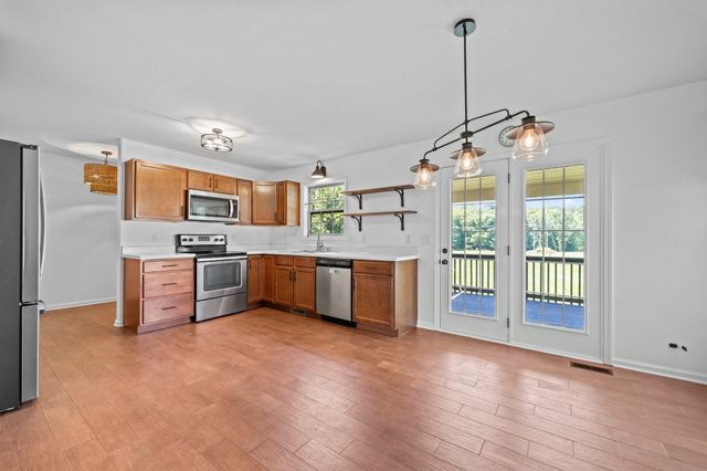 1335 Garrettsburg Rd, Clarksville, TN 37042