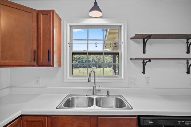 1335 Garrettsburg Rd, Clarksville, TN 37042