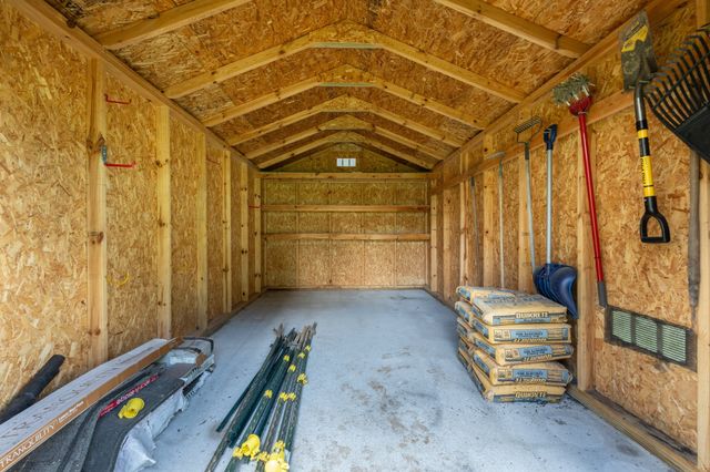 1335 Garrettsburg Rd, Clarksville, TN 37042