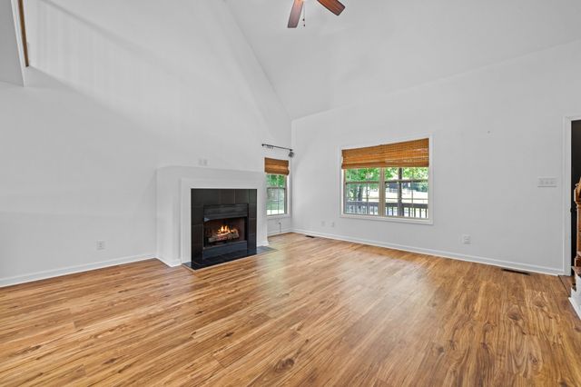 1335 Garrettsburg Rd, Clarksville, TN 37042