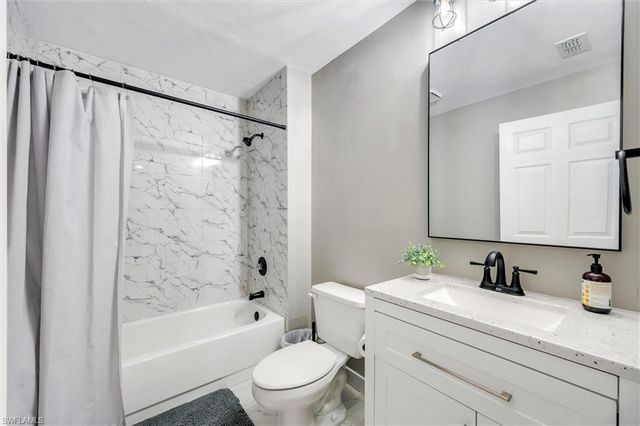 28080 Cavendish CT # 2006, Bonita Springs, FL 34135