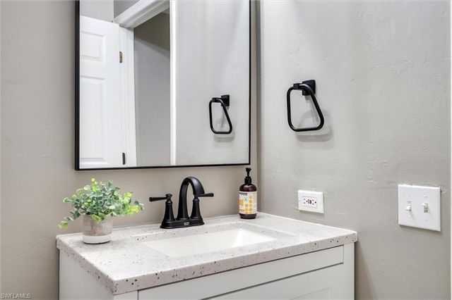 28080 Cavendish CT # 2006, Bonita Springs, FL 34135